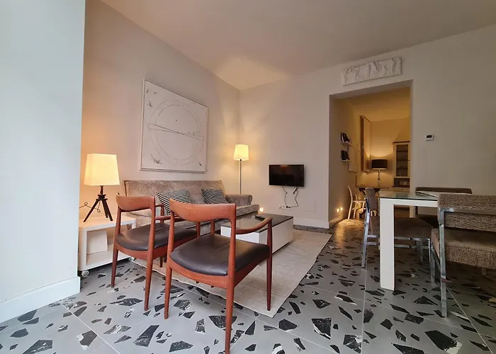 City Center Madrid Apartment With 2 Bedrooms